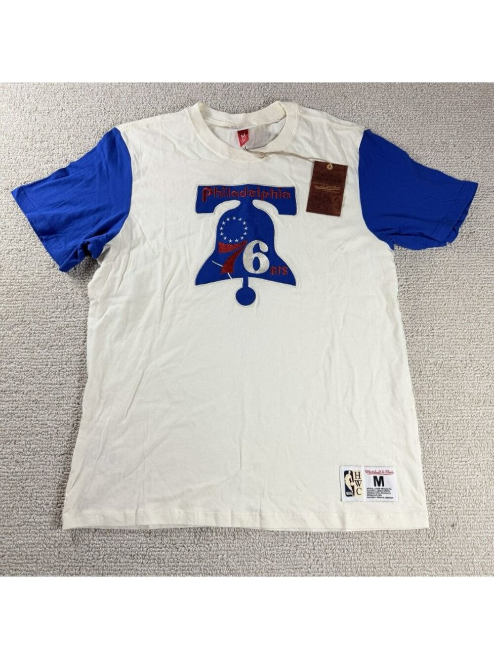 Mitchell & Ness Philadelphia 76ers Embroidered T-Shirt Beige Blue Men’s Size M